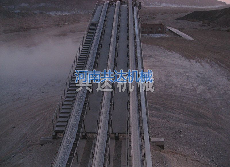 公司承建的礦石破碎、篩分、輸送生產(chǎn)線